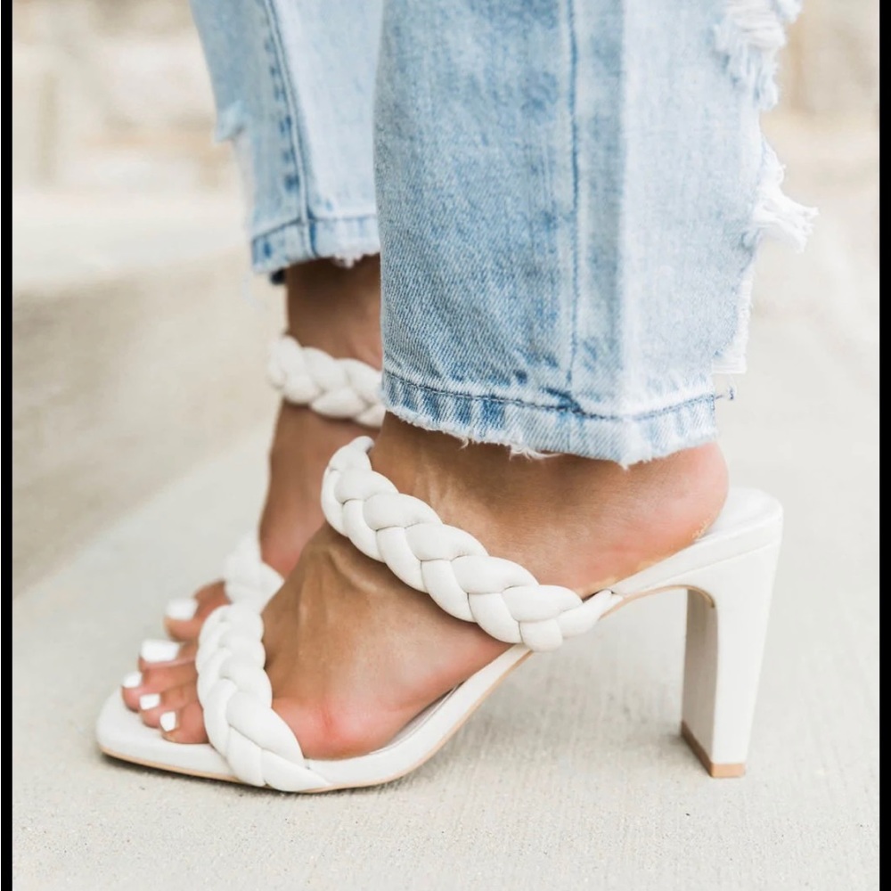 Double strap braided sandals
